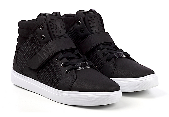 AH_ANDROIDHOMME's tweet photo. shop #NewArrivals : AH Designer Mid 'Black/White' featuring Helium Technology available now on our web store. http://t.co/h6SNzaSf