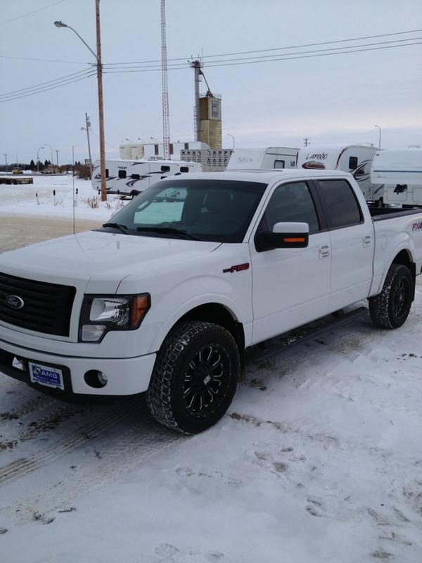 THaesloop's tweet image. #newwheels #brokeasfuck!