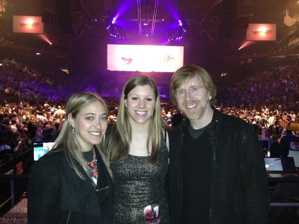 TomMarshall111's tweet photo. Phish songs teased by Bieber's band (@dankanter) tonight: 2001, First Tube, Sand and Waste! Thanks Dan :) @antine7 http://t.co/UWsz1tIz