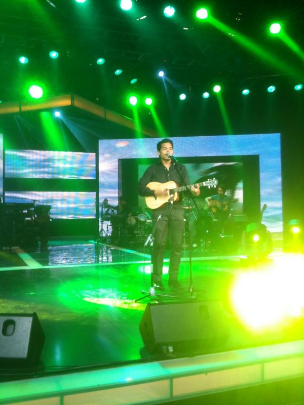 The very talented @muhdaizatamdan rehearsing for tonite's #UntukmuPalestin. Total awesomeness.
