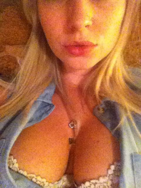 Nighty night fools 😘. love you, mean it. http://t.co/Ou8j2dQ9<a href="/tag/obsessed"class="tags"><span>#obsessed</span></a><a href="/tag/crush"class="tags"><span>#crush</span></a><a href="/tag/jeffgoldblum"class="tags"><span>#jeffgoldblum</span></a><a href="/tag/washitonbymyi"class="tags"><span>#washitonbymyi</span></a>