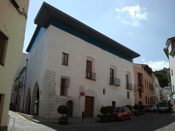 VACArquitectura's tweet photo. Casa del Mestre Peña de Sagunt, realizado por Julián Esteban Chapapría, Carles Boigues Gregori ...
http://t.co/tLLkbUwB http://t.co/mlCRPZUp
