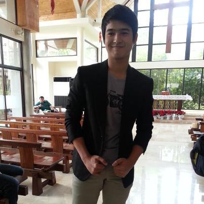 JeromePonce12's tweet photo. #becarefulwithmyheartThanksgiving 
@abscbn http://t.co/8g9RU6yG
