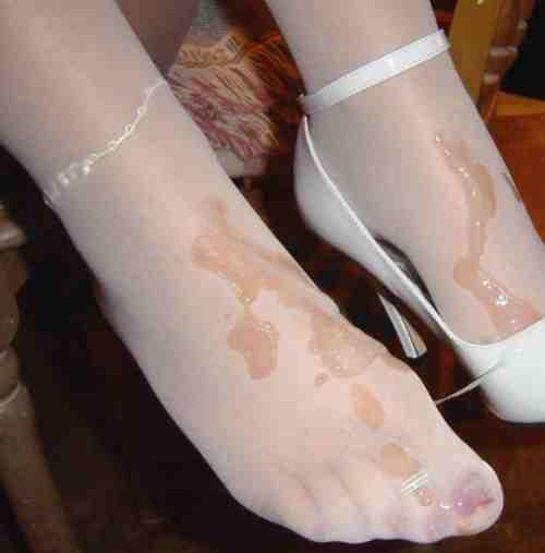 Cum Stained Pantyhose 105