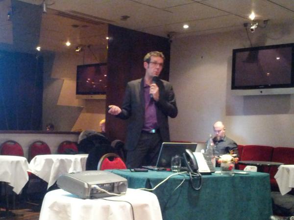 ivalet's tweet image. JPL on stage pour Mirage  #clubdesexperts 