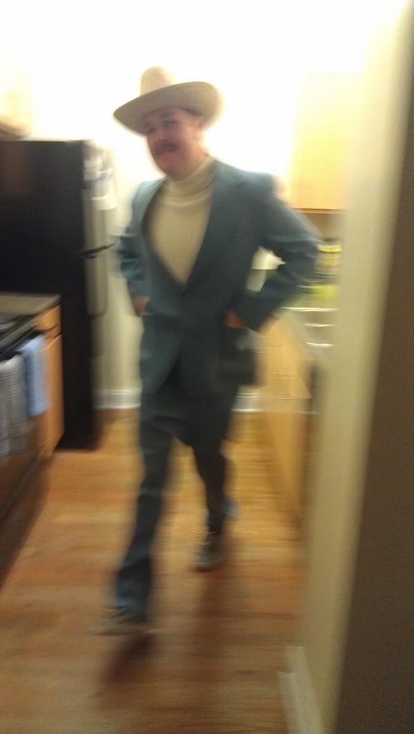 mollmill1021's tweet image. this guy sure knows how to do #Movember #StacheBash @jimgaudion  @indytinroof