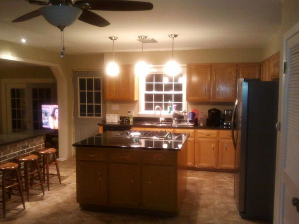 Gg12's tweet photo. Remodeled kitchen! http://t.co/YR2qHdd9