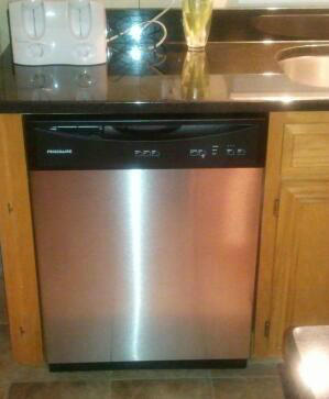 Gg12's tweet photo. New dishwasher! http://t.co/1VxXQwBa
