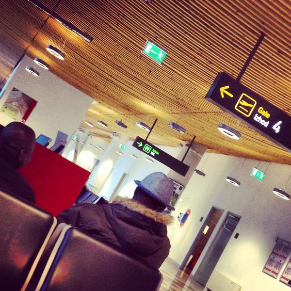 VanderResort's tweet photo. Vander #staff flying to #London for the weekend #restaurant #review http://t.co/4cs2VE4g