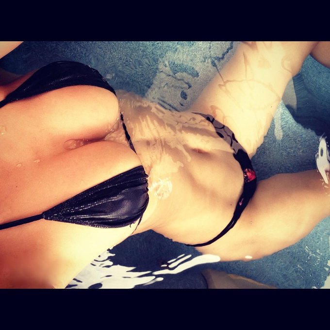 Happy #friskyfriday @Playboy @PlayboyDotCom @PlayboySocial http://t.co/G2EdPJP4<a href="/tag/friskyfriday"class="tags">#friskyfriday</a><a class="tags" target="_blank" title="On Twitter" href="/?out=eyJ0eXAiOiJKV1QiLCJhbGciOiJIUzUxMiJ9.eyJpYXQiOjE3MjA3MTgxMDcsImlzcyI6InR3cG9ybnN0YXJzLmNvbSIsIm5iZiI6MTcyMDcxODEwNywiZXhwIjoxNzUyMjU0MTA3LCJyZWRpcmVjdF91cmwiOiJodHRwczovL3R3aXR0ZXIuY29tL1BsYXlib3lEb3RDb20ifQ.8FmkV6hUNJ-NA_J55syhIq0z65n7F3-mUhCe4z9xQL89Y3YBuseq8JaeVGdu0v7wcTtOtmeNDJeww6pfiCFcVw">@PlayboyDotCom</a><a class="tags" target="_blank" title="On Twitter" href="/?out=eyJ0eXAiOiJKV1QiLCJhbGciOiJIUzUxMiJ9.eyJpYXQiOjE3MjA3MTgxMDcsImlzcyI6InR3cG9ybnN0YXJzLmNvbSIsIm5iZiI6MTcyMDcxODEwNywiZXhwIjoxNzUyMjU0MTA3LCJyZWRpcmVjdF91cmwiOiJodHRwczovL3R3aXR0ZXIuY29tL1BsYXlib3lTb2NpYWwifQ.w-Y2-Zdjw1s5xcHsCxiUOMcaN4oLD9aZpkoS3LCjUbkVdy2Dun9Tdy8lfvGmCrhgkT10RmyvDZFj8K8VION_Sw">@PlayboySocial</a>