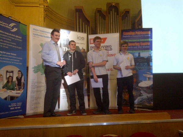 Engineering ChallEng (@ecnmw) on Twitter photo Second place team Second place team