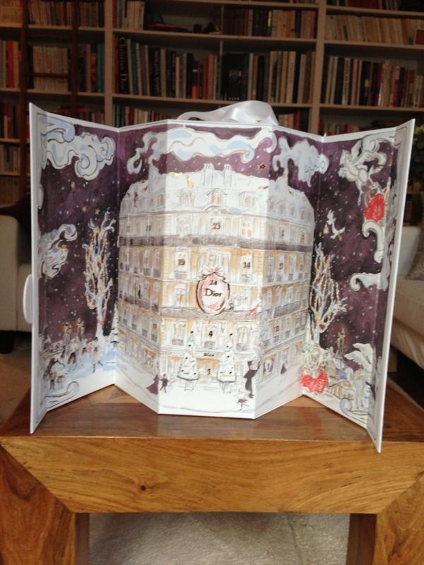 frederiquededet's tweet photo. Dior Calendrier de l'Avent ! http://t.co/xZbZTVIy