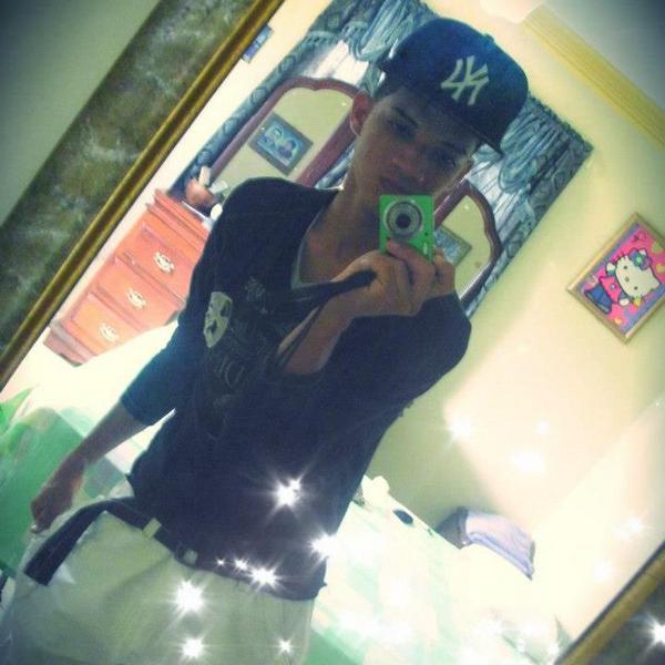 amaury_leon's tweet photo. UNOO EH BAKANO http://t.co/Luag1oY7