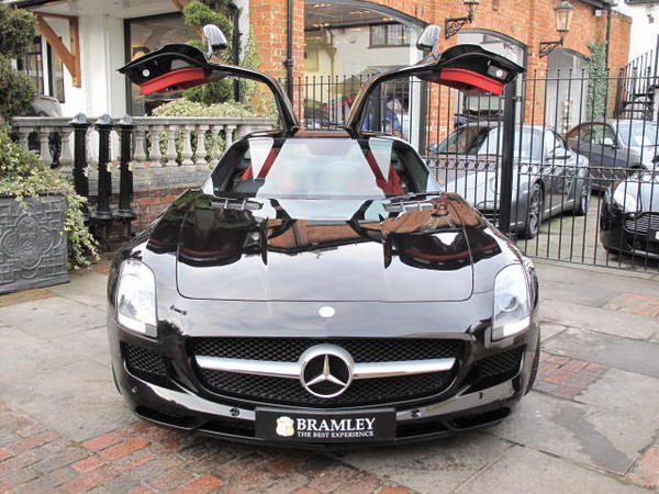 BramleyGarage's tweet image. We love the Gullwing doors on this new in to stock SLS #Vrooooom
