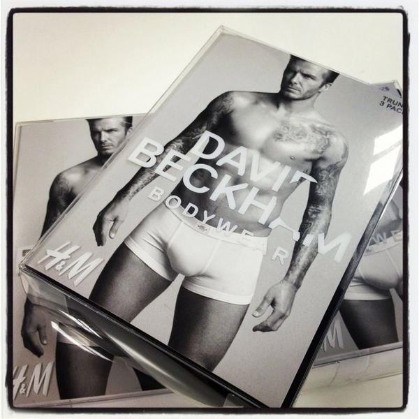 liekevanlexmond's tweet photo. Ok! Te heerlijk.. Mag 5x three packs boxershorts weggeven!! #BeckhamforHM @hmnetherlands RT en maak kans!! #liefs http://t.co/PN0TsWaK