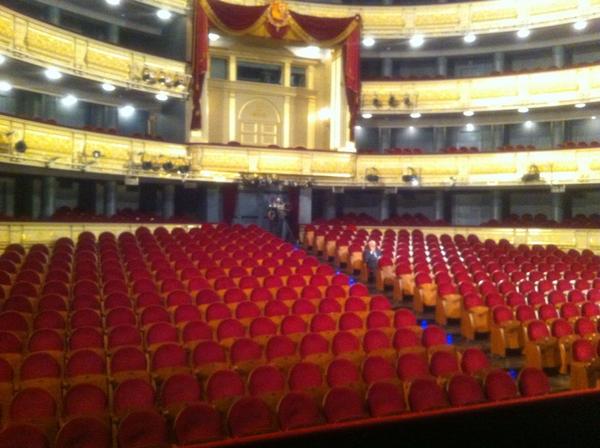 Rossmaestranza's tweet photo. Teatro Real, Madrid. http://t.co/NVwMjG5e