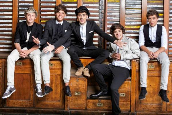1DNewUpdates's tweet photo. Take Me Home Photoshoot - One Direction http://t.co/iO7OSKta