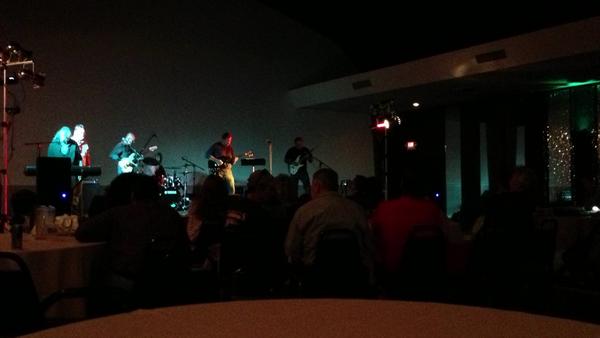 l_maki's tweet image. When your husband rocks it for #vmirocks &amp;gt;&amp;gt;