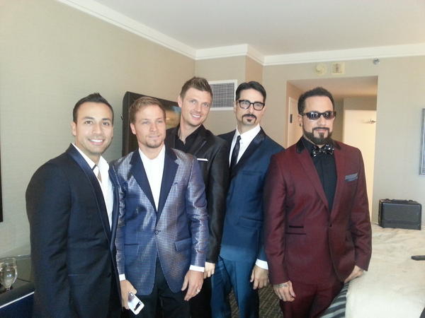 howied's tweet photo. Getting ready to go do the red carpet for the AMAs with my boys http://t.co/nCxJMOhW