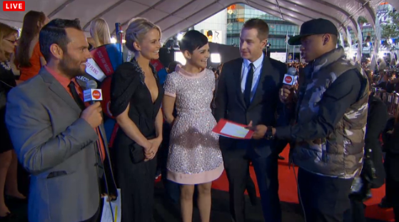 EuVStorybrooke's tweet image. Jennifer Morrison, Ginnifer Goodwin y Josh Dallas juntos en los American Music Awards