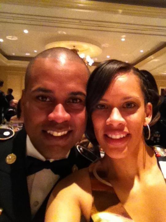 CJsGEM's tweet image. Here I am sitting up past midnight again...8+ months of loneliness. December 8th can't come quick enough. Miss u babe.