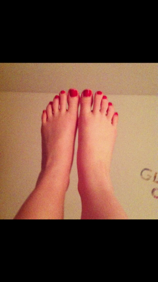 bcfcboy34's tweet photo. #footfetish http://t.co/4tn0FWkW