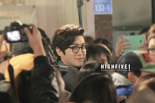 We are <a href="/siwon407/">S</a> 's fans from China. We love Choi Siwon and will always support him.