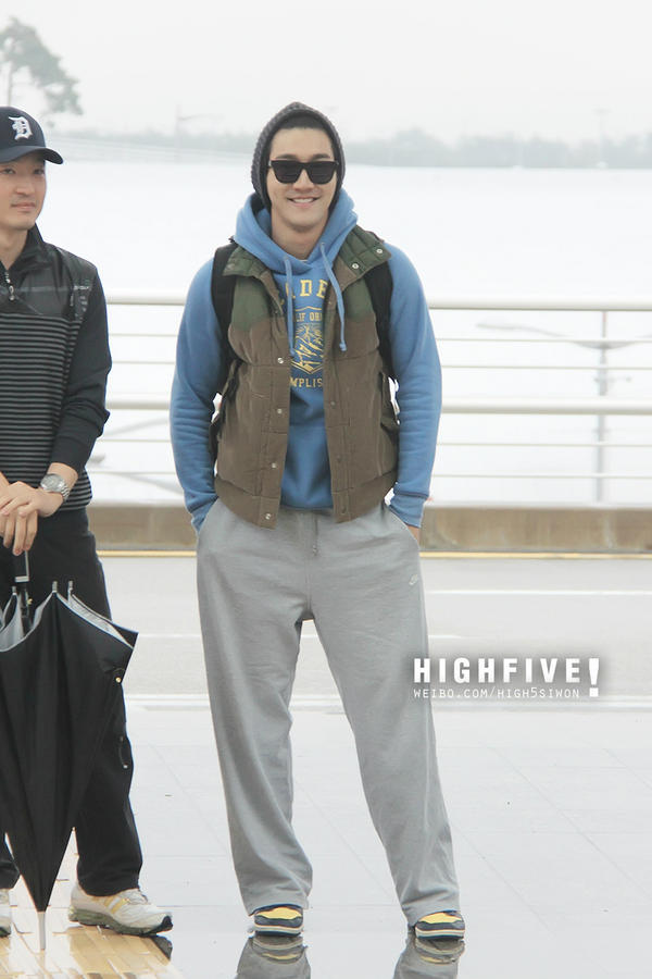 HighFive! was born on 2012,Nov 1.Let's support <a href="/siwon407/">S</a> together^^
