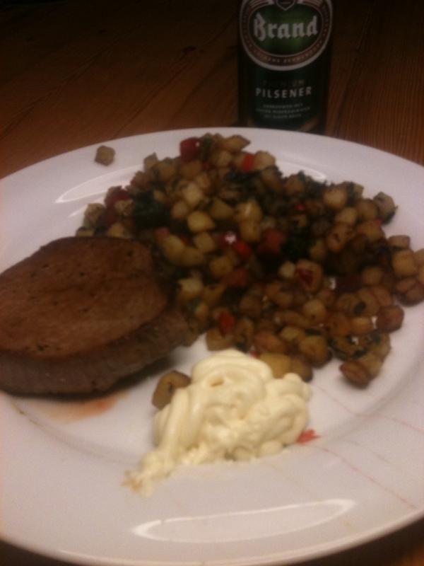Frietsaussk tweet picture