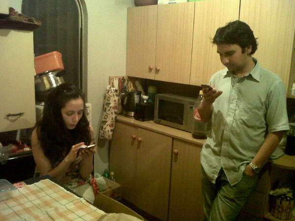 m_marincovic's tweet photo. @jptroncoso @Lore_rivera_ a tomar once con los hipster http://t.co/X8DJoPnR