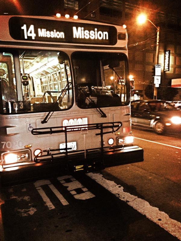 lizsmith's tweet image. Bus with people inside but no driver? #MuniProblems
