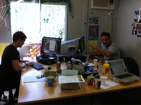 .<a href="/antanddec/">antanddec</a> beavering away at all your questions! And #askantanddec is trending worldwide!