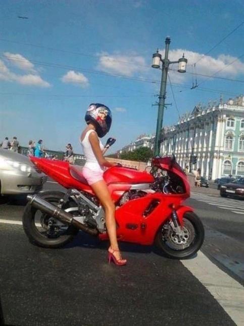 griff_andy's tweet photo. @Lewis444Jones I want one, I'm talking about the bike😁 http://t.co/PqvhUSkx