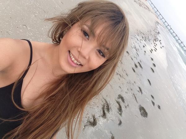 vvien__'s tweet image. Before I drowned #extremelyhappy