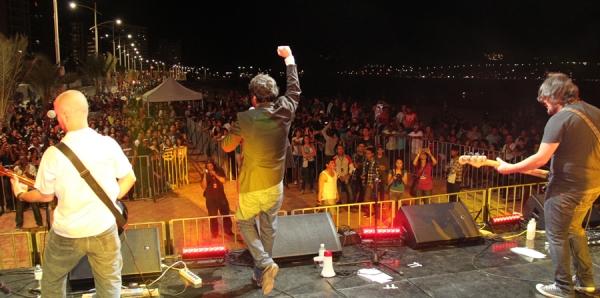 CarGo_Vzla's tweet photo. El Gob. @TarekWiliamSaab desde el año 2004 ha realizado 16 festivales playeros en el edo. #TAREK APOYA LA CULTURA http://t.co/V0BG8ojQ