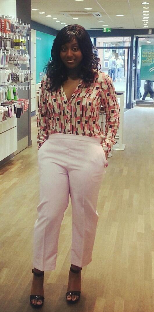 minache1's tweet image. Now at #Tmobile to shout at them for giving me problem with my internet connection yesterday #StrictMode haha:)