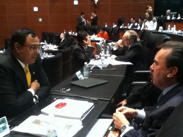 Senadores del PRD tweet media