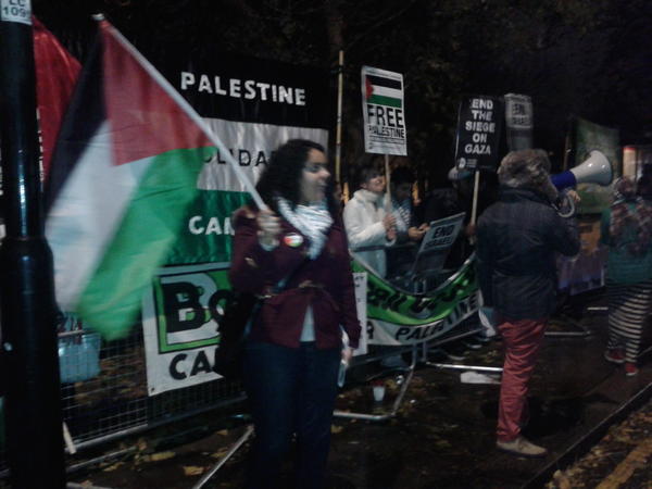 DaRiotACAB's tweet photo. #freepalestina #endoccupation from #london http://t.co/xa5HVGZL