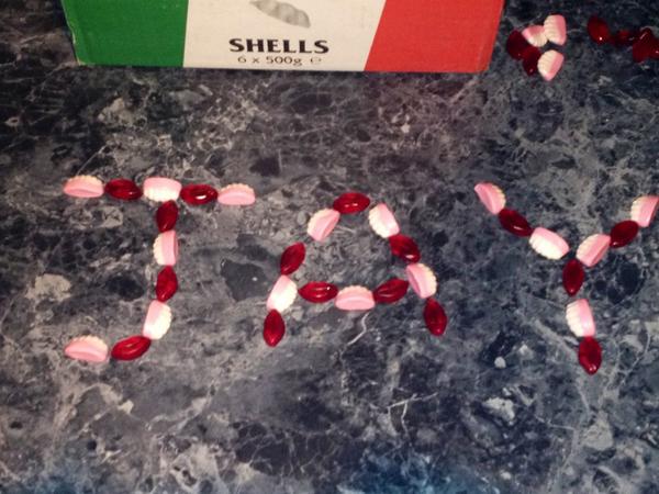 MrJayCrosby's tweet image. @RiaLouise21 #SweetNames #LipsAndTeeth! :P x