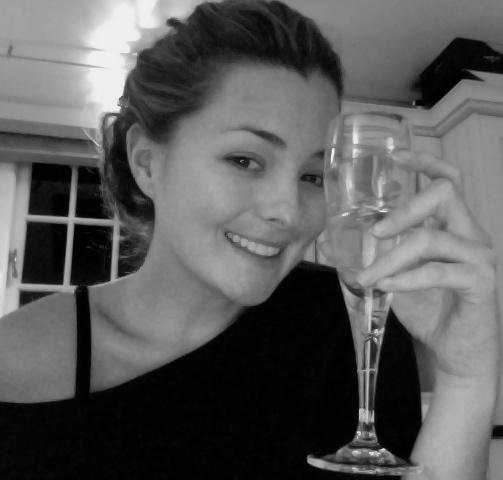 Found a cold bottle of champagne hiding in the back of the fridge. Poor thing just needs some love ;)<a href="/tag/chinchin"class="tags"><span>#chinchin</span></a>