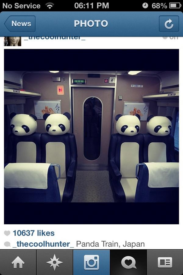 kateoates_'s tweet image. Possibly the coolest thing I've ever seen #pandatrain