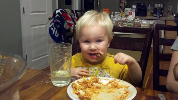 VelocityGR's tweet image. Last bite of a massive plate of spaghetti! #crazyappetite