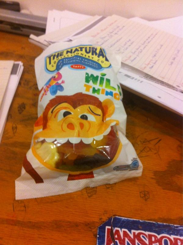 CullyIan's tweet image. What a legend!! In through the letterbox and all...thank you @DervlaKenny #studyfuel #OneFinalPush