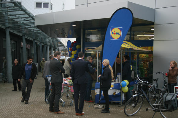 Even een paar foto's gemaakt van opening #Lidl in #DeSpinne #GoesePolder #Goes voor wijkblad De Torenflits.