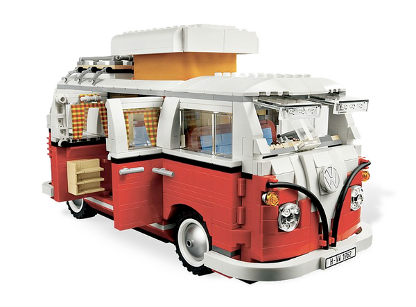 WeCanTrip's tweet photo. It's time to play with Lego... http://t.co/KQp2IHVF