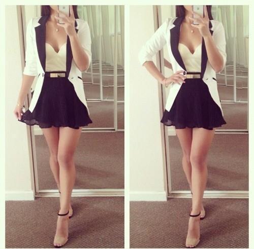 CLOTHESIWANT tweet picture
