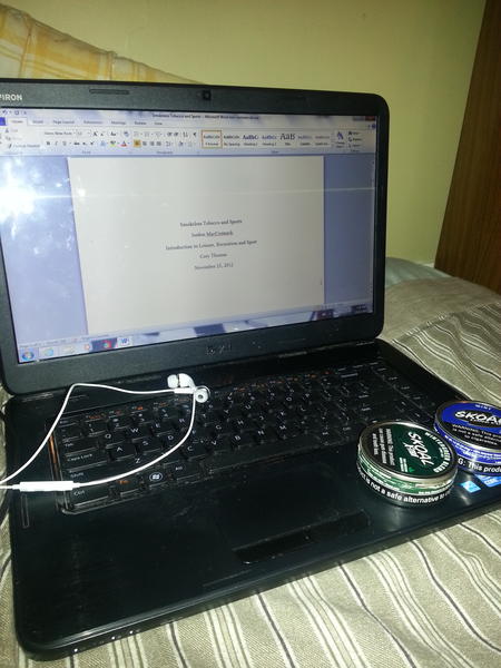 jerdon19's tweet image. Gotta love righting an essay on your own habits #skoal #chewproblems