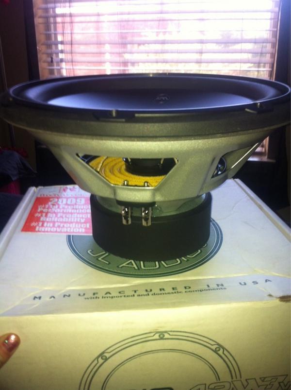 Does anyone need a JL W3 12"  ?