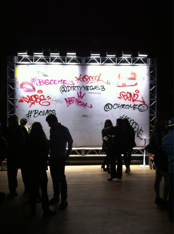 BKIsMade's tweet photo. Chromeo &amp; Dirty Vegas tnite. Woo! @chromeo @dirtyvegas #bscene http://t.co/rXM8kHaf