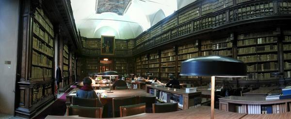 WABIweb's tweet photo. #milano braidense. L'essenza della biblioteca. http://t.co/J9bL7rvU